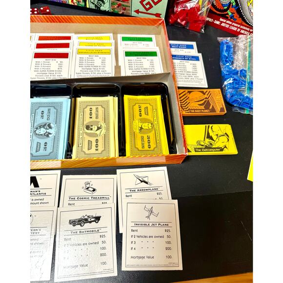 1999 Justice League of America Monopoly Collector’s Edition COMPLETE w/ comic - Picture 8 of 10
